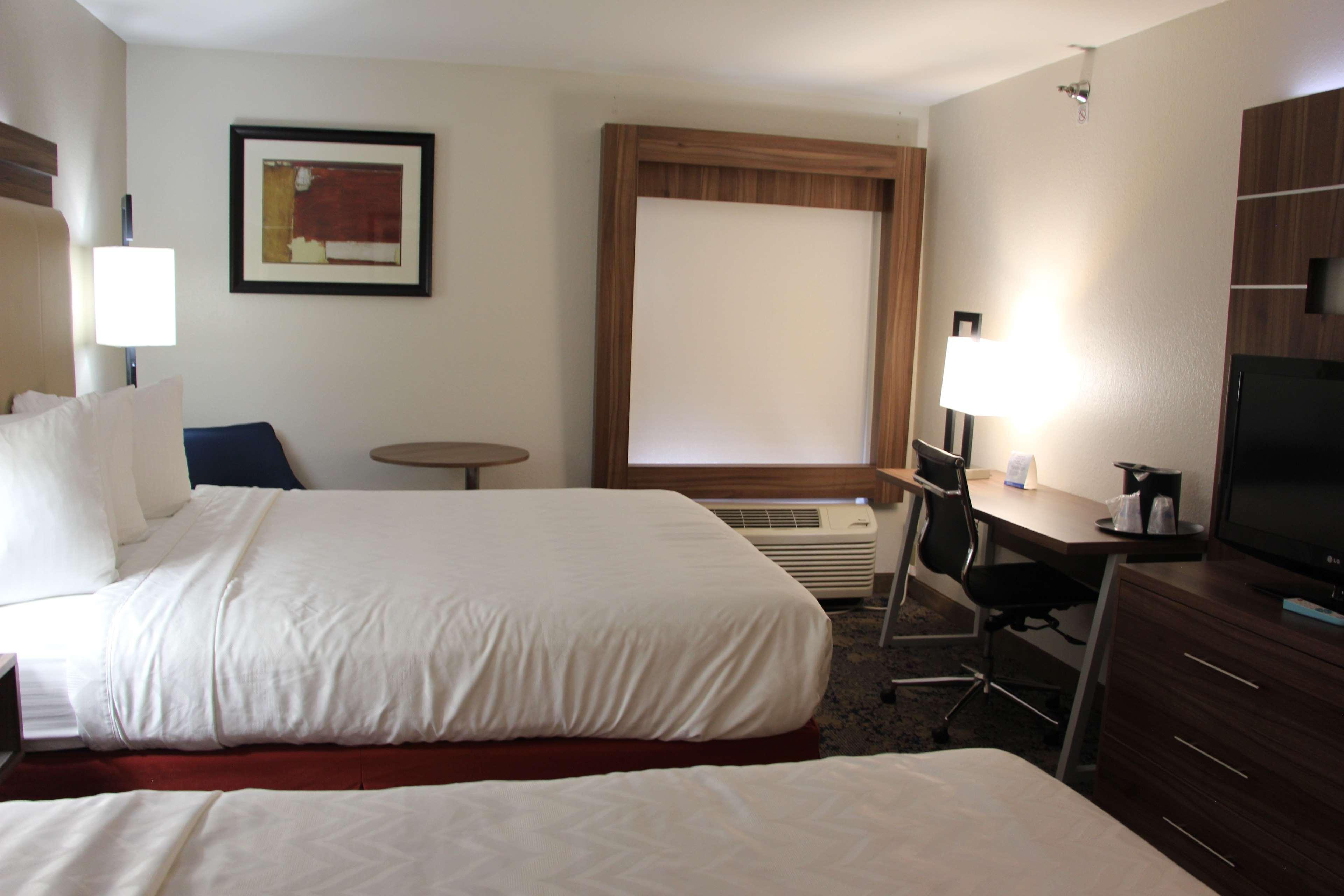 Best Western Plus Kansas City Airport - Kci East Екстер'єр фото