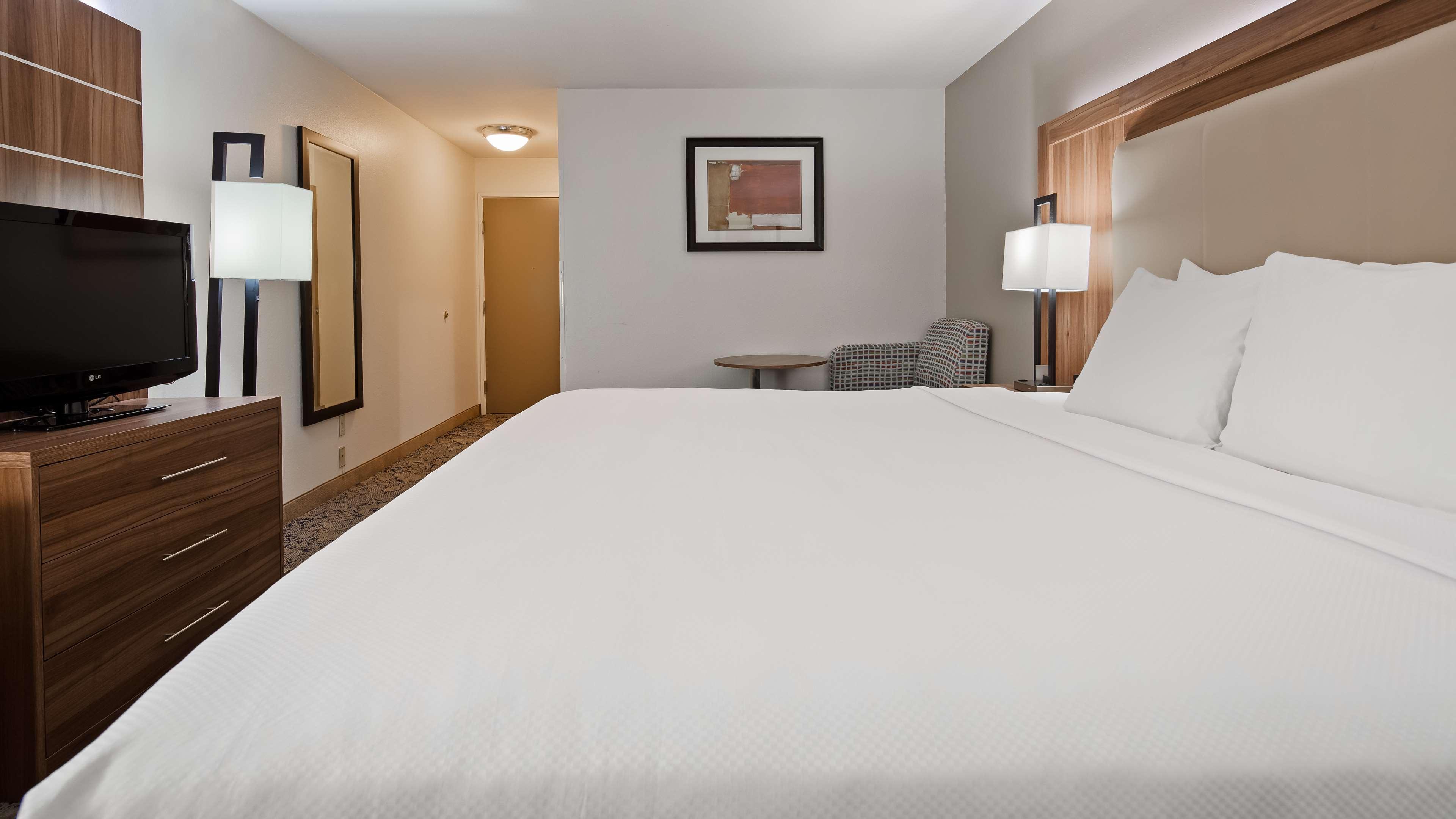 Best Western Plus Kansas City Airport - Kci East Екстер'єр фото