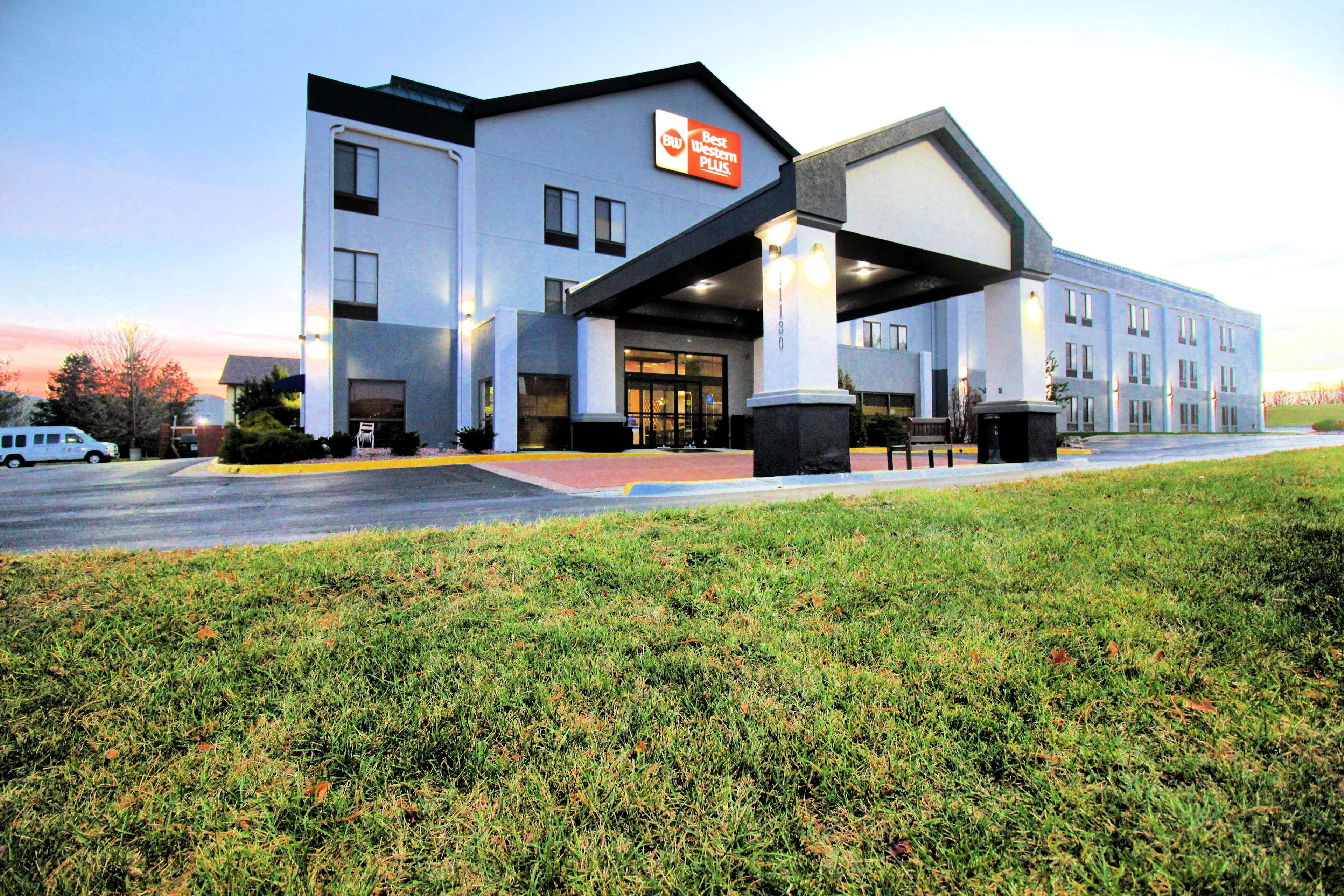 Best Western Plus Kansas City Airport - Kci East Екстер'єр фото